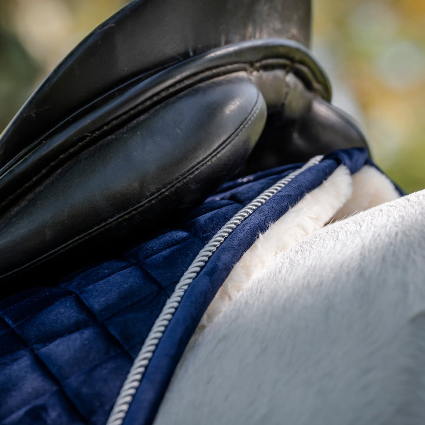 LE Performance Dressage Saddle Pad Velvet