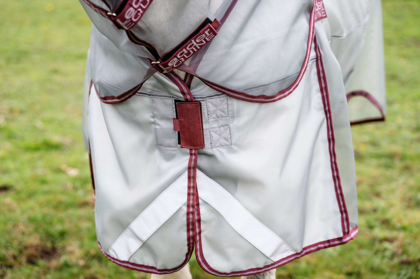 LE Defender Anti-Insect Fly Rug