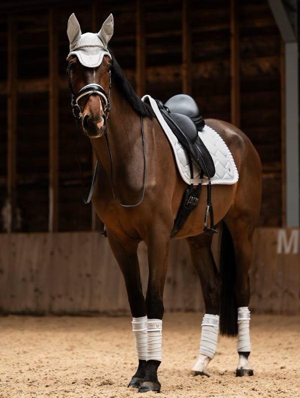 PSOS Fly Hat Ruffle Pearl, Ice Grey