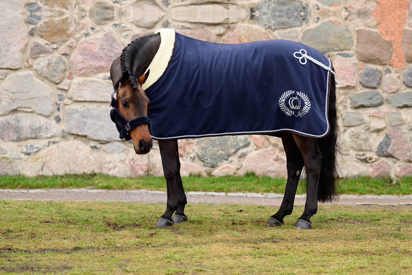 PSOS Fluffy Halter With Lead Rope