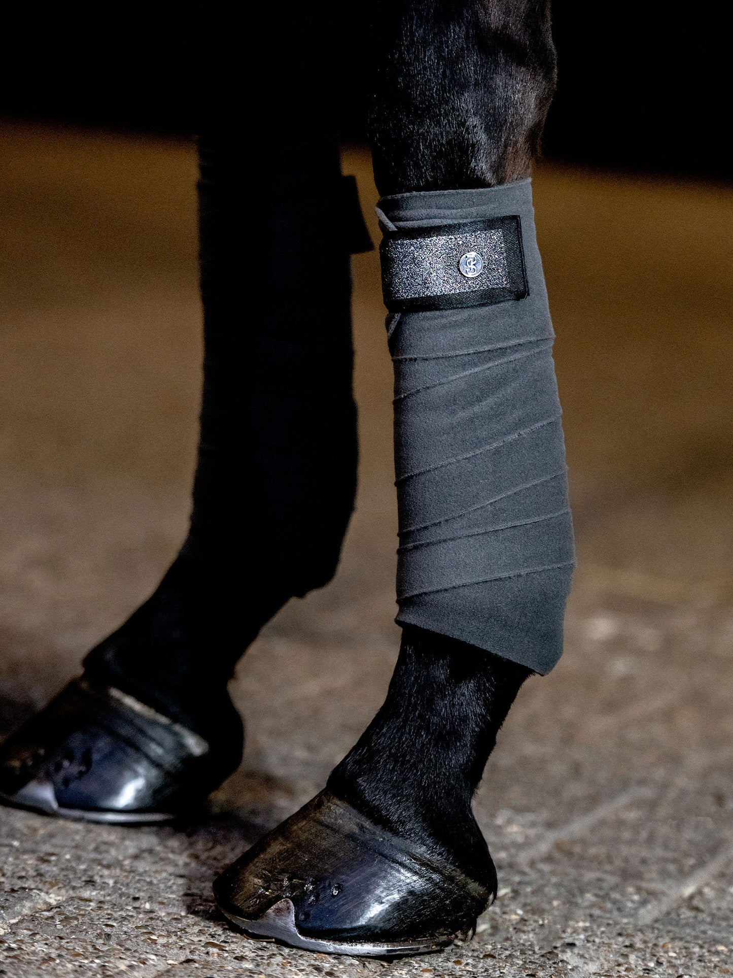 PSOS Polos Stardust, Gun Metal