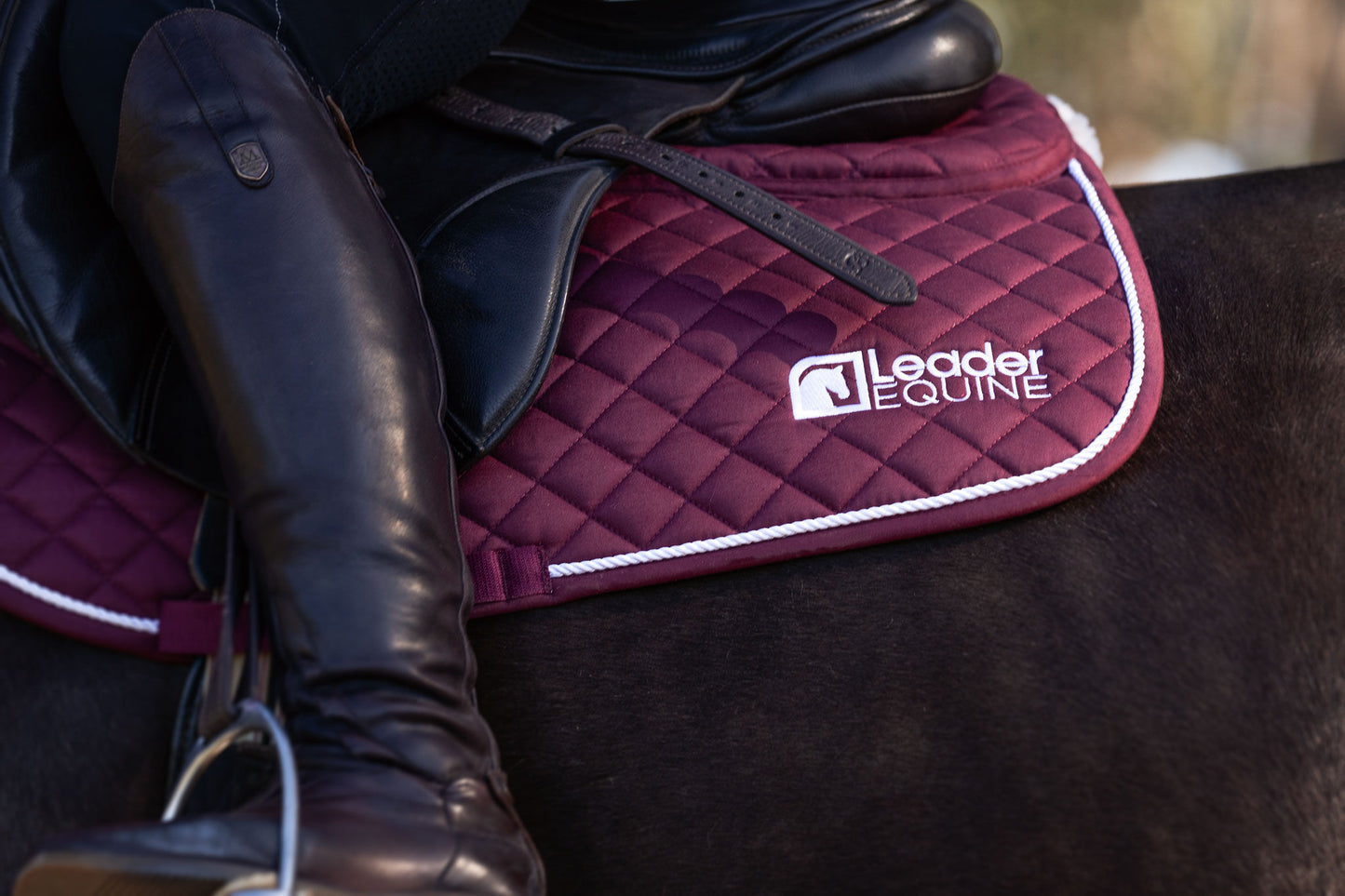 LE Performance Jump Saddle Pad with Shims