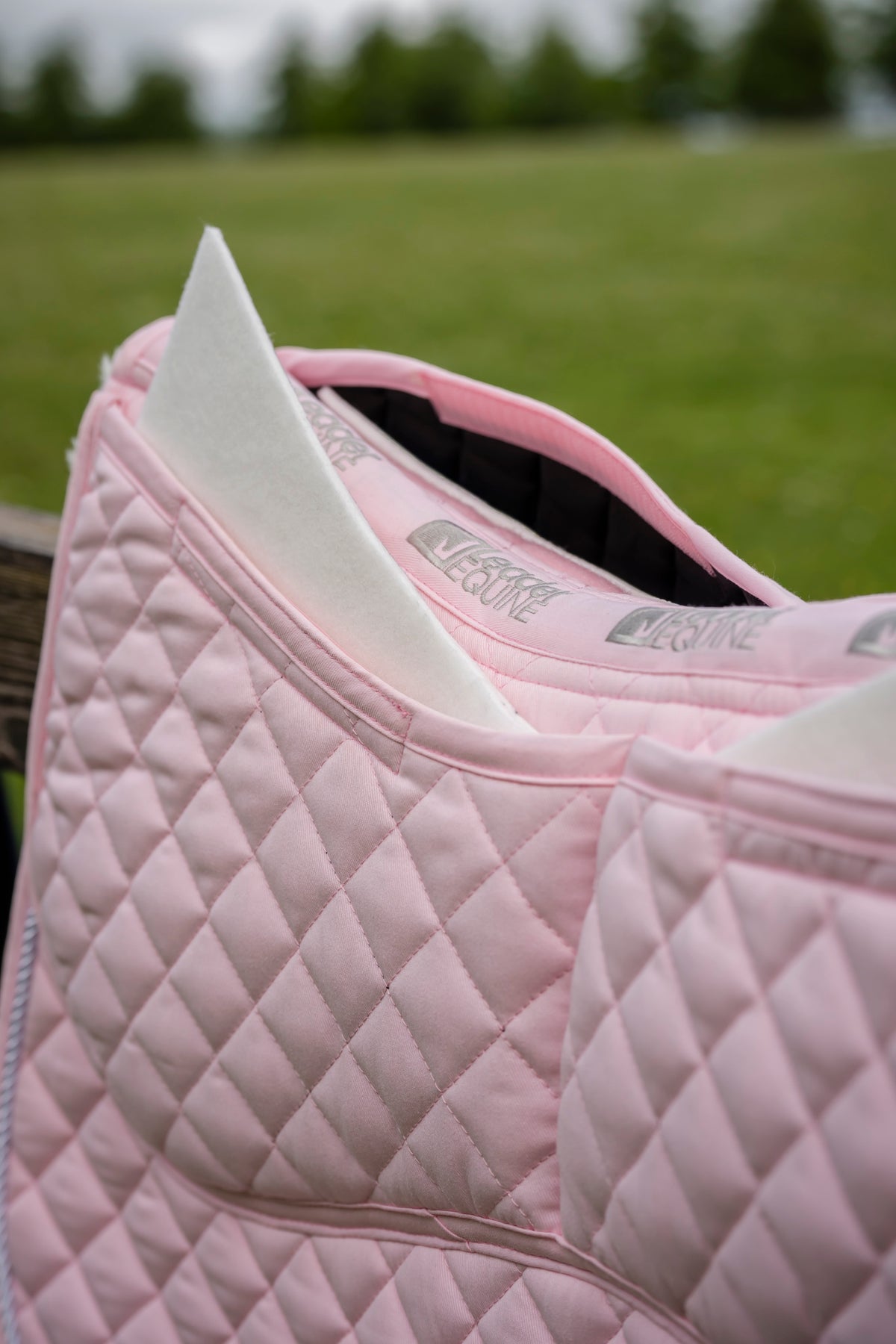 LE Performance Jump Saddle Pad with Shims